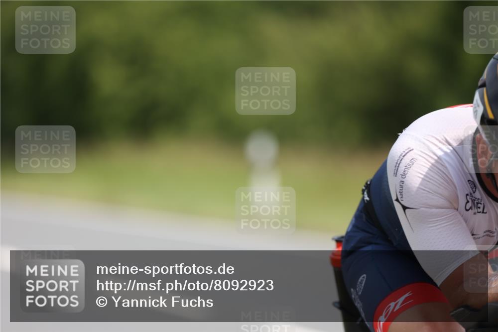 22.06.2025 - Viking Triathlon Yannick Fuchs http://msf.ph/oto/8092923 22.06.2025 11:55:34 Radfahren 8, 139, 203, 329, 479 meine-sportfotos.de