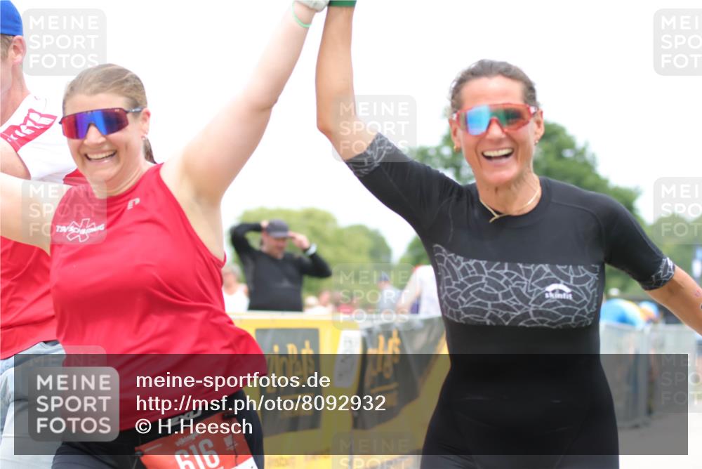 22.06.2025 - Viking Triathlon H.Heesch http://msf.ph/oto/8092932 22.06.2025 15:17:53 Laufen 300, 515, 616 meine-sportfotos.de