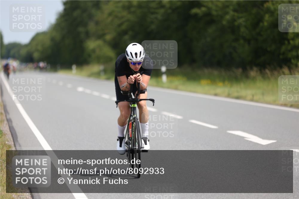 22.06.2025 - Viking Triathlon Yannick Fuchs http://msf.ph/oto/8092933 22.06.2025 11:55:35 Radfahren 8, 139, 203, 329, 479 meine-sportfotos.de