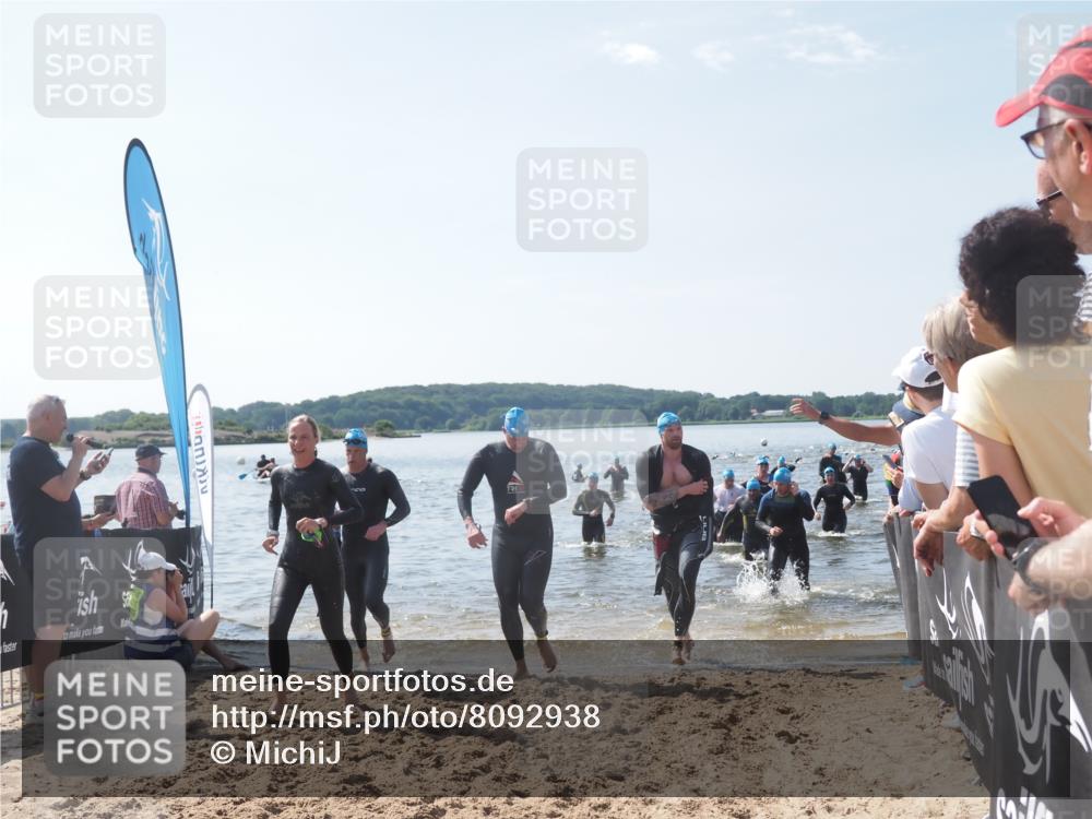 22.06.2025 - Viking Triathlon MichiJ http://msf.ph/oto/8092938 22.06.2025 10:39:25 Schwimmen 83, 93, 117, 138, 150, 182, 195, 238, 276, 298, 324, 337, 386, 474, 529, 536 meine-sportfotos.de