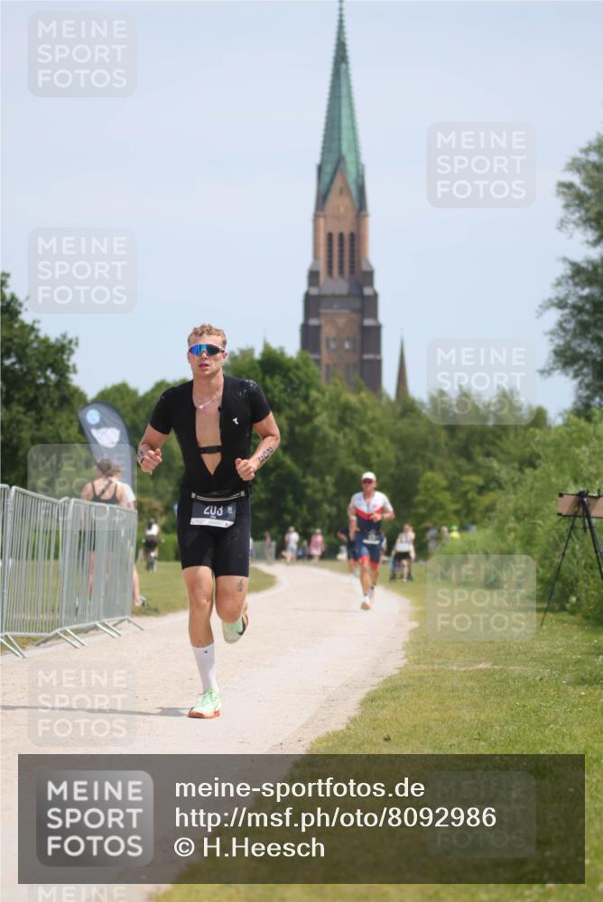 22.06.2025 - Viking Triathlon H.Heesch http://msf.ph/oto/8092986 22.06.2025 13:02:11 Laufen 203, 486 meine-sportfotos.de
