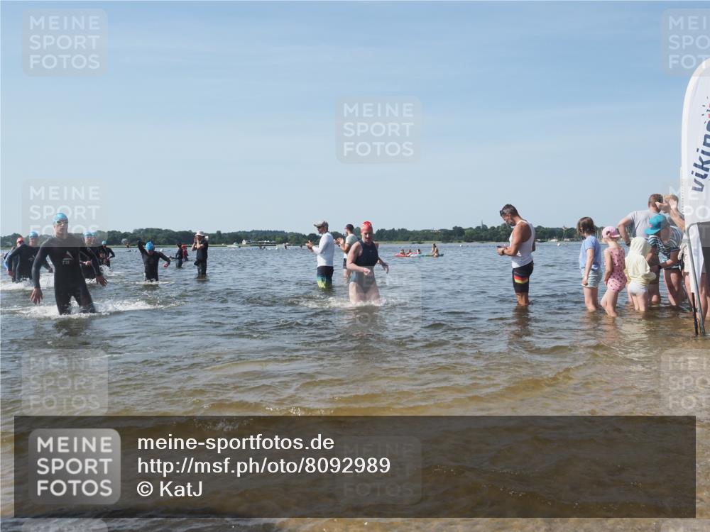 22.06.2025 - Viking Triathlon KatJ http://msf.ph/oto/8092989 22.06.2025 10:29:02 Schwimmen 7, 12, 15, 152, 200, 310, 384, 414, 443, 604, 628 meine-sportfotos.de