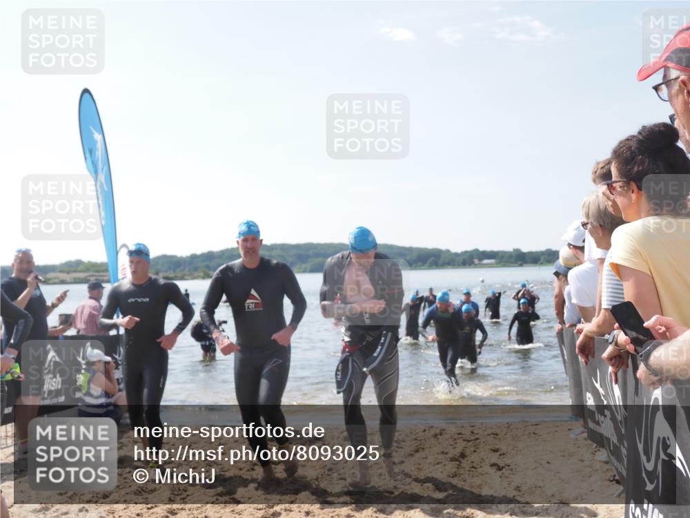 22.06.2025 - Viking Triathlon MichiJ http://msf.ph/oto/8093025 22.06.2025 10:39:27 Schwimmen 83, 93, 117, 138, 150, 182, 195, 238, 298, 324, 337, 386, 474, 529, 536 meine-sportfotos.de
