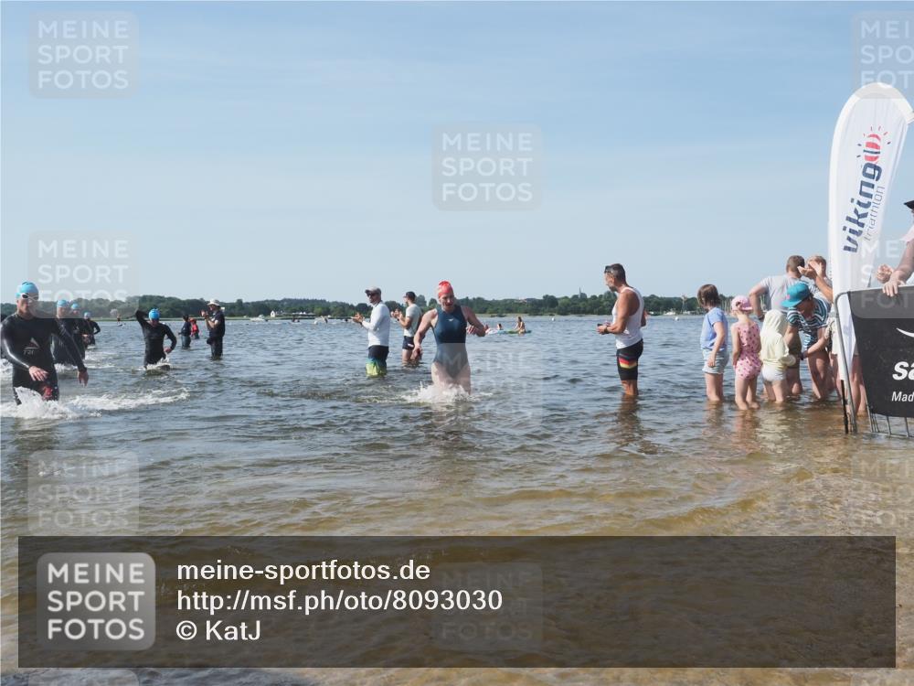 22.06.2025 - Viking Triathlon KatJ http://msf.ph/oto/8093030 22.06.2025 10:29:02 Schwimmen 7, 12, 15, 152, 200, 310, 384, 414, 443, 604, 628 meine-sportfotos.de