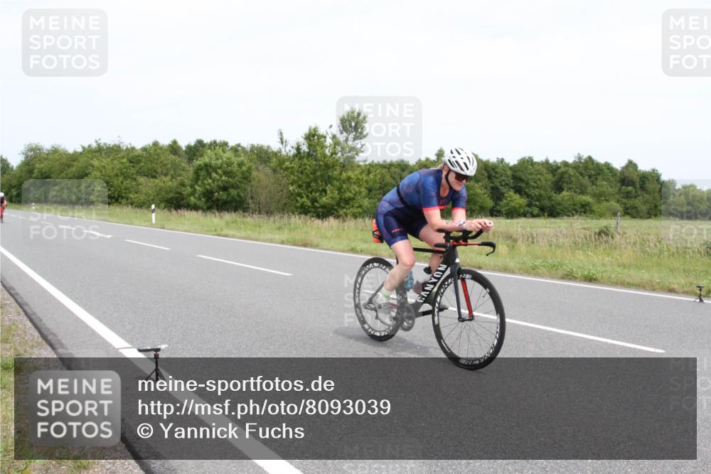 22.06.2025 - Viking Triathlon Yannick Fuchs http://msf.ph/oto/8093039 22.06.2025 13:47:52 Radfahren 470, 476 meine-sportfotos.de