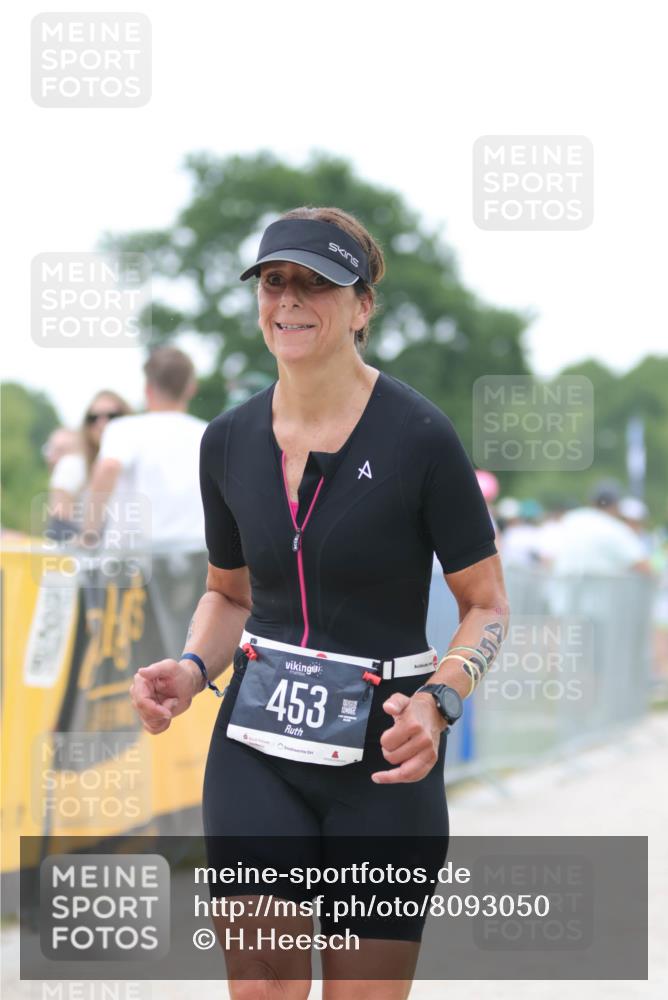 22.06.2025 - Viking Triathlon H.Heesch http://msf.ph/oto/8093050 22.06.2025 16:04:06 Laufen 55, 453 meine-sportfotos.de