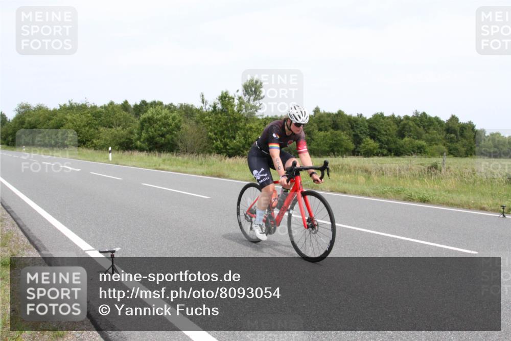 22.06.2025 - Viking Triathlon Yannick Fuchs http://msf.ph/oto/8093054 22.06.2025 13:47:57 Radfahren 470, 476 meine-sportfotos.de