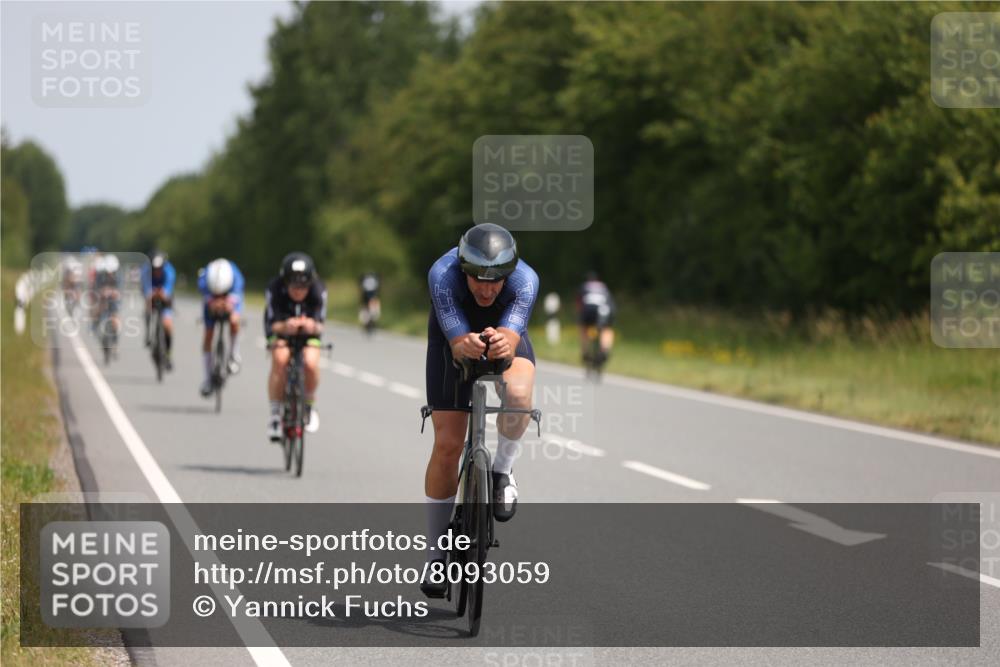 22.06.2025 - Viking Triathlon Yannick Fuchs http://msf.ph/oto/8093059 22.06.2025 11:55:47 Radfahren 28, 108, 141, 184, 318, 352, 478, 519, 635, 660 meine-sportfotos.de