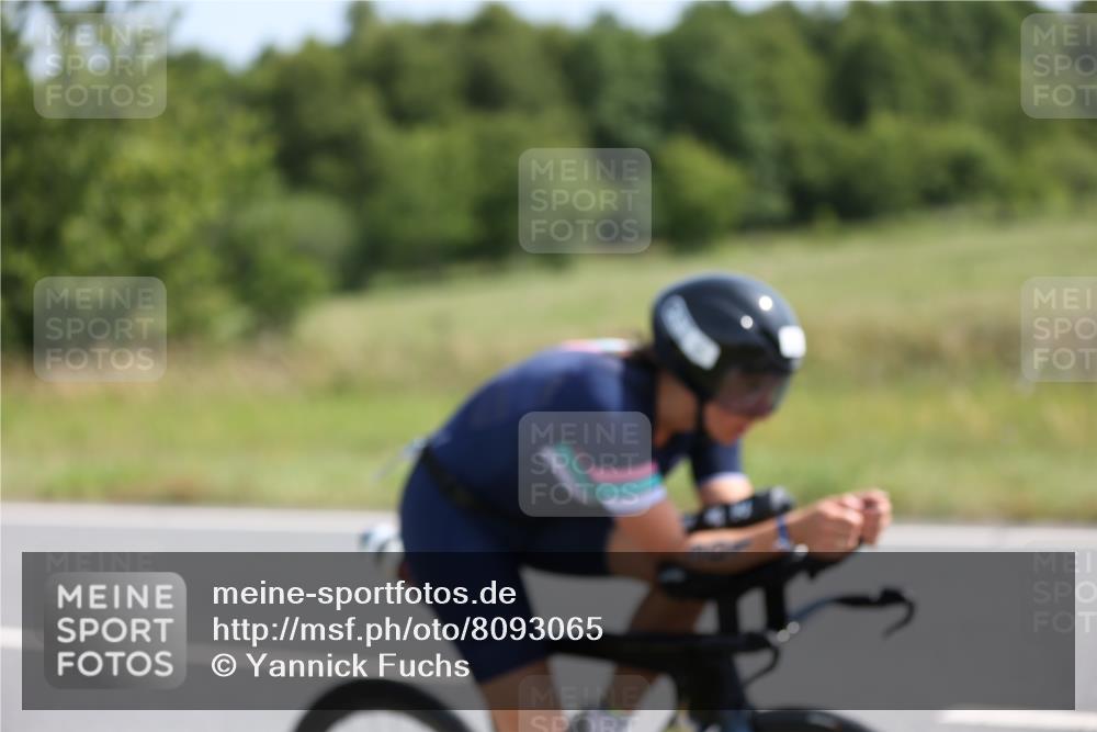 22.06.2025 - Viking Triathlon Yannick Fuchs http://msf.ph/oto/8093065 22.06.2025 11:16:31 Radfahren 301 meine-sportfotos.de