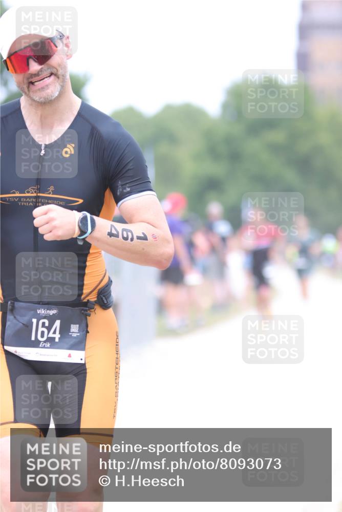 22.06.2025 - Viking Triathlon H.Heesch http://msf.ph/oto/8093073 22.06.2025 15:18:02 Laufen 164, 235, 300 meine-sportfotos.de