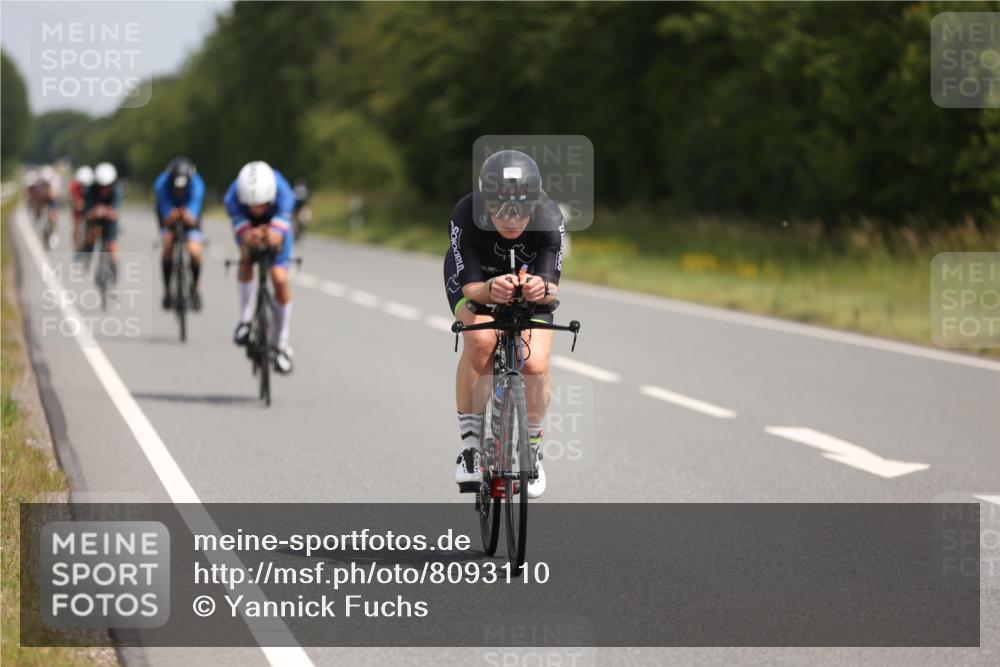 22.06.2025 - Viking Triathlon Yannick Fuchs http://msf.ph/oto/8093110 22.06.2025 11:55:48 Radfahren 28, 108, 141, 184, 318, 352, 478, 519, 625, 635, 660 meine-sportfotos.de