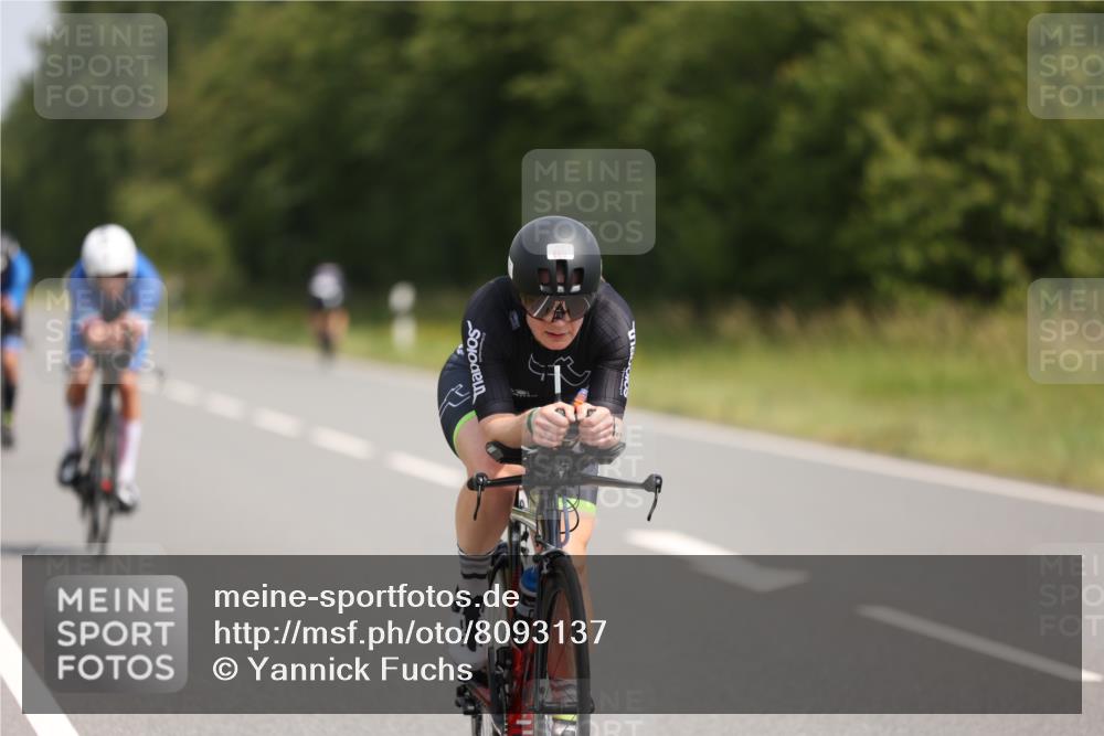 22.06.2025 - Viking Triathlon Yannick Fuchs http://msf.ph/oto/8093137 22.06.2025 11:55:48 Radfahren 28, 108, 141, 184, 318, 352, 478, 519, 625, 635, 660 meine-sportfotos.de