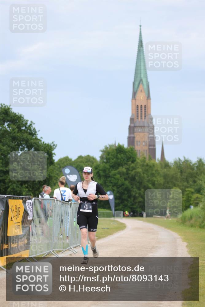 22.06.2025 - Viking Triathlon H.Heesch http://msf.ph/oto/8093143 22.06.2025 17:05:21 Laufen 431 meine-sportfotos.de