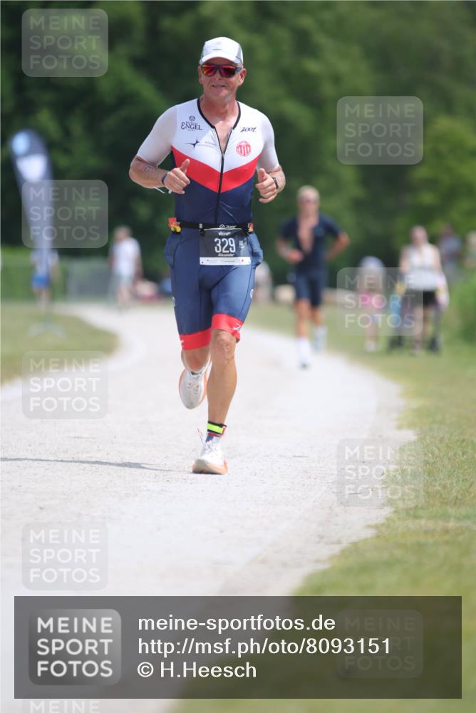 22.06.2025 - Viking Triathlon H.Heesch http://msf.ph/oto/8093151 22.06.2025 13:02:15 Laufen 203, 329 meine-sportfotos.de