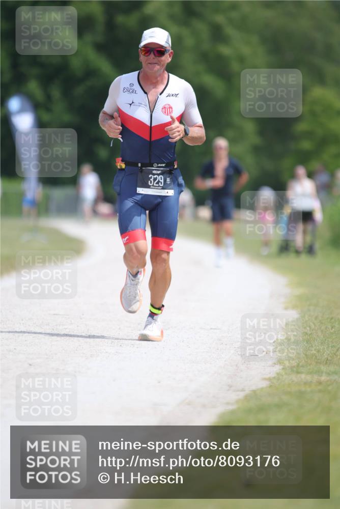 22.06.2025 - Viking Triathlon H.Heesch http://msf.ph/oto/8093176 22.06.2025 13:02:15 Laufen 203, 329 meine-sportfotos.de