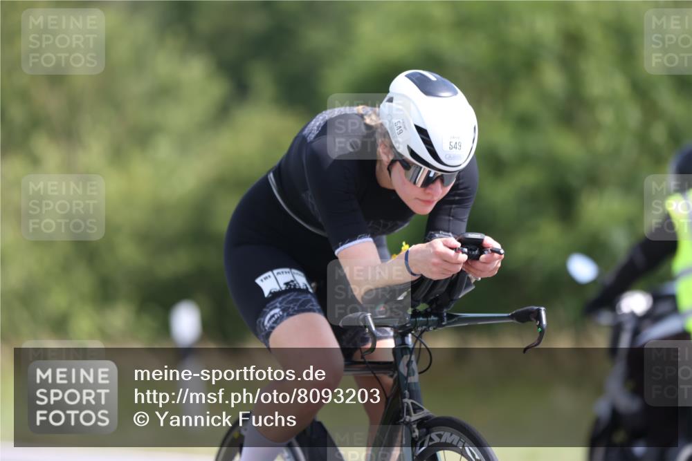 22.06.2025 - Viking Triathlon Yannick Fuchs http://msf.ph/oto/8093203 22.06.2025 11:17:53 Radfahren 5, 87, 166, 214, 229, 242, 243, 284, 294, 464, 486, 492, 521, 533, 549, 645 meine-sportfotos.de