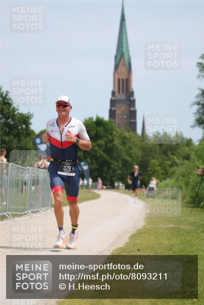22.06.2025 - Viking Triathlon H.Heesch http://msf.ph/oto/8093211 22.06.2025 13:02:18 Laufen 329 meine-sportfotos.de
