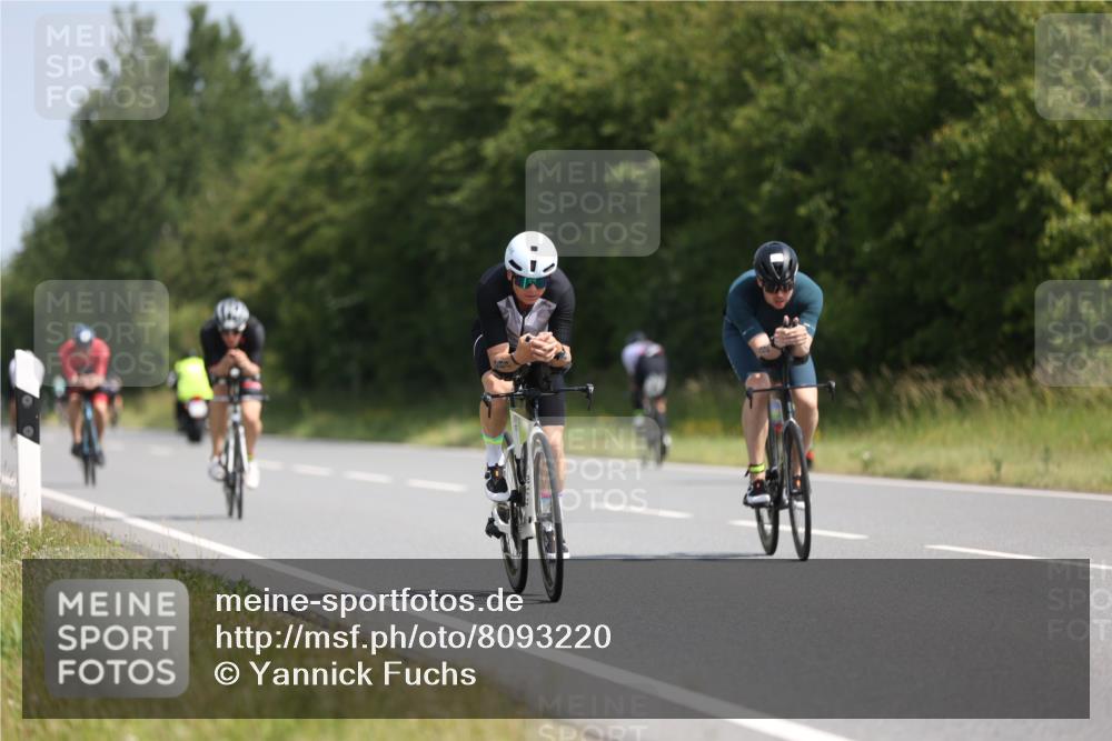 22.06.2025 - Viking Triathlon Yannick Fuchs http://msf.ph/oto/8093220 22.06.2025 11:18:00 Radfahren 5, 87, 193, 207, 214, 229, 242, 243, 284, 294, 429, 464, 486, 492 meine-sportfotos.de