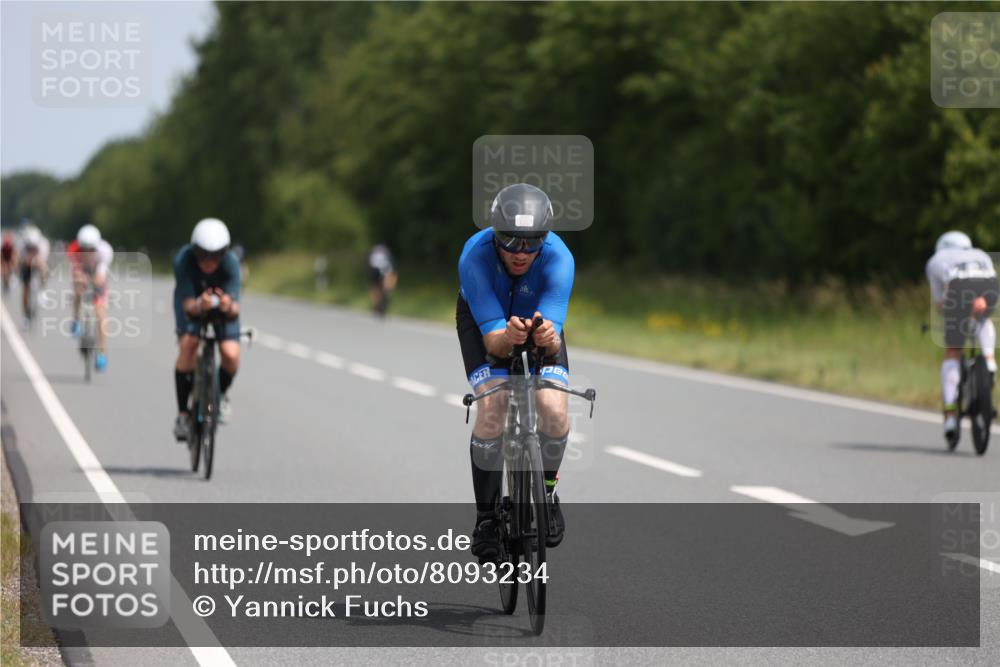 22.06.2025 - Viking Triathlon Yannick Fuchs http://msf.ph/oto/8093234 22.06.2025 11:55:50 Radfahren 28, 108, 141, 184, 318, 352, 459, 478, 519, 625, 635, 660 meine-sportfotos.de