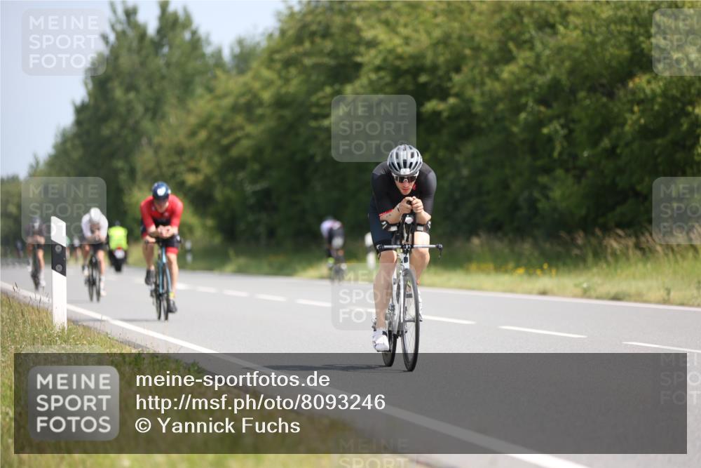 22.06.2025 - Viking Triathlon Yannick Fuchs http://msf.ph/oto/8093246 22.06.2025 11:18:01 Radfahren 5, 87, 193, 207, 229, 242, 243, 284, 294, 429, 464, 486, 492 meine-sportfotos.de
