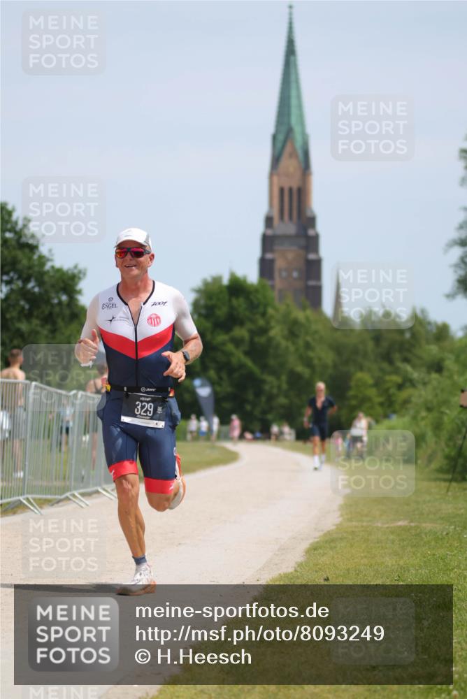 22.06.2025 - Viking Triathlon H.Heesch http://msf.ph/oto/8093249 22.06.2025 13:02:18 Laufen 329 meine-sportfotos.de