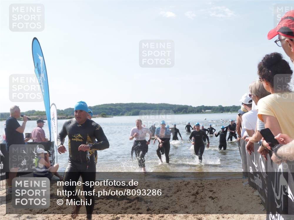 22.06.2025 - Viking Triathlon MichiJ http://msf.ph/oto/8093286 22.06.2025 10:39:33 Schwimmen 25, 29, 83, 86, 93, 117, 138, 150, 195, 244, 298, 324, 337, 474, 529 meine-sportfotos.de