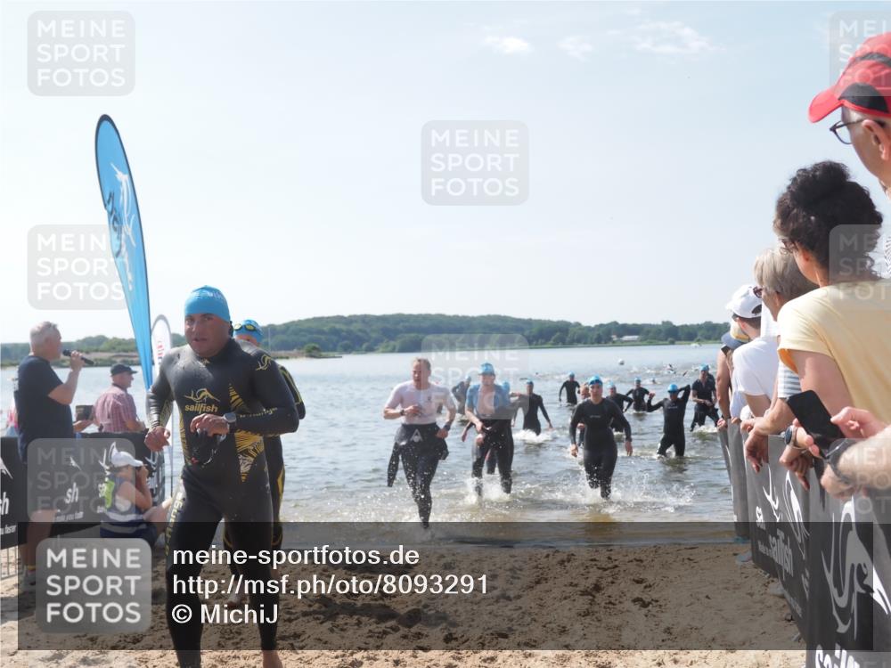 22.06.2025 - Viking Triathlon MichiJ http://msf.ph/oto/8093291 22.06.2025 10:39:33 Schwimmen 25, 29, 83, 86, 93, 117, 138, 150, 195, 244, 298, 324, 337, 474, 529 meine-sportfotos.de