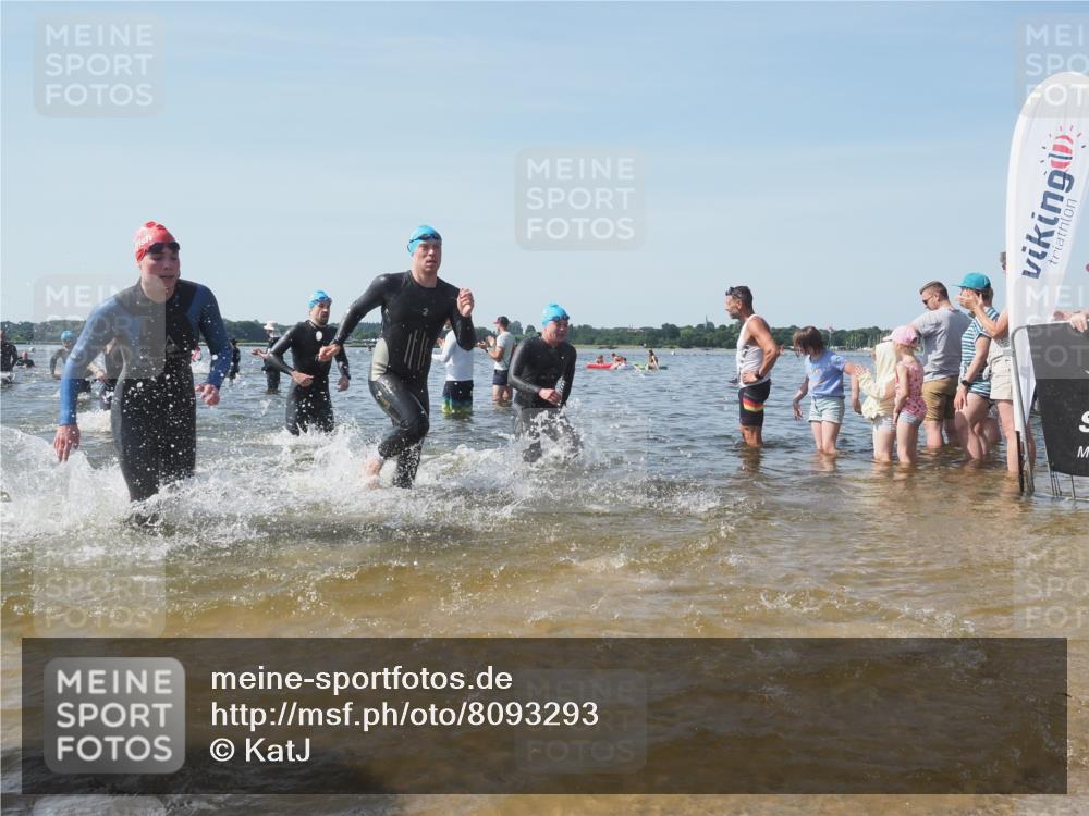 22.06.2025 - Viking Triathlon KatJ http://msf.ph/oto/8093293 22.06.2025 10:29:09 Schwimmen 7, 11, 12, 152, 200, 310, 384, 458, 604, 652 meine-sportfotos.de