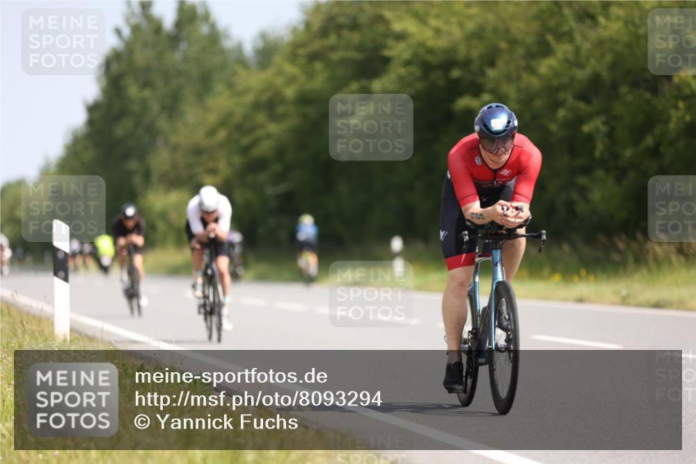 22.06.2025 - Viking Triathlon Yannick Fuchs http://msf.ph/oto/8093294 22.06.2025 11:18:03 Radfahren 5, 87, 193, 207, 242, 243, 284, 294, 429, 486, 492 meine-sportfotos.de