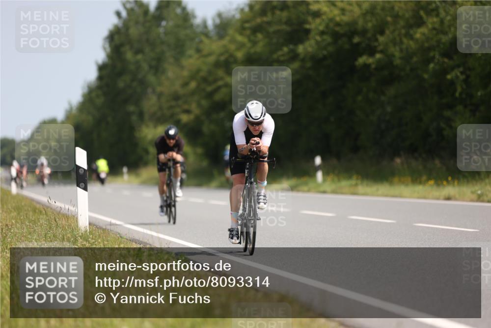 22.06.2025 - Viking Triathlon Yannick Fuchs http://msf.ph/oto/8093314 22.06.2025 11:18:04 Radfahren 87, 193, 206, 207, 242, 284, 294, 429, 492 meine-sportfotos.de