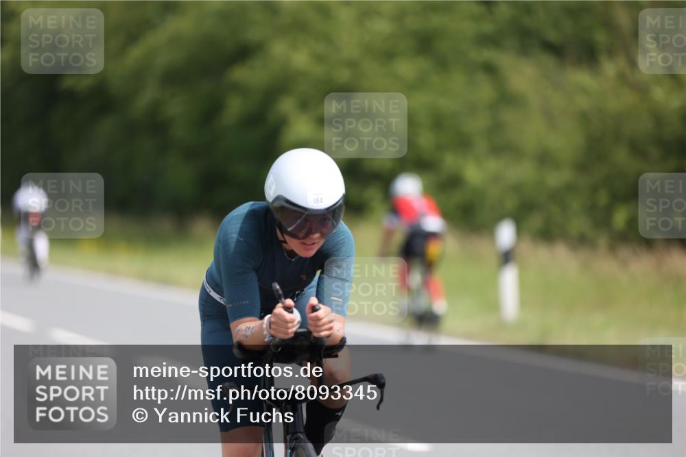 22.06.2025 - Viking Triathlon Yannick Fuchs http://msf.ph/oto/8093345 22.06.2025 11:55:53 Radfahren 28, 184, 217, 318, 352, 459, 519, 625, 635, 660 meine-sportfotos.de