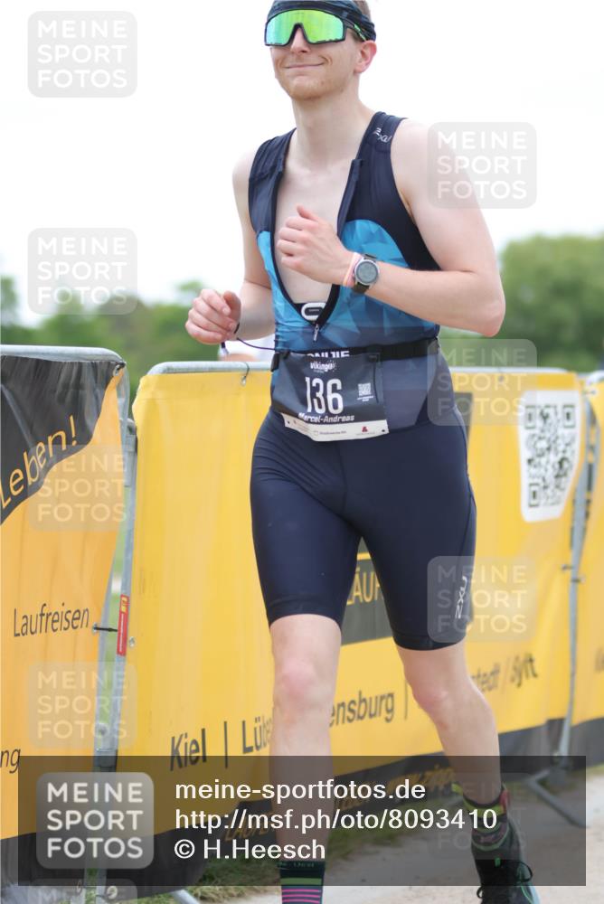 22.06.2025 - Viking Triathlon H.Heesch http://msf.ph/oto/8093410 22.06.2025 16:05:24 Laufen 136 meine-sportfotos.de