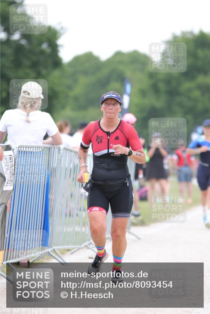 22.06.2025 - Viking Triathlon H.Heesch http://msf.ph/oto/8093454 22.06.2025 16:05:38 Laufen 123, 155 meine-sportfotos.de