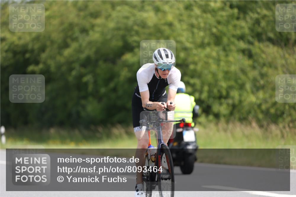 22.06.2025 - Viking Triathlon Yannick Fuchs http://msf.ph/oto/8093464 22.06.2025 11:18:17 Radfahren 63, 147, 206, 264, 543, 612 meine-sportfotos.de