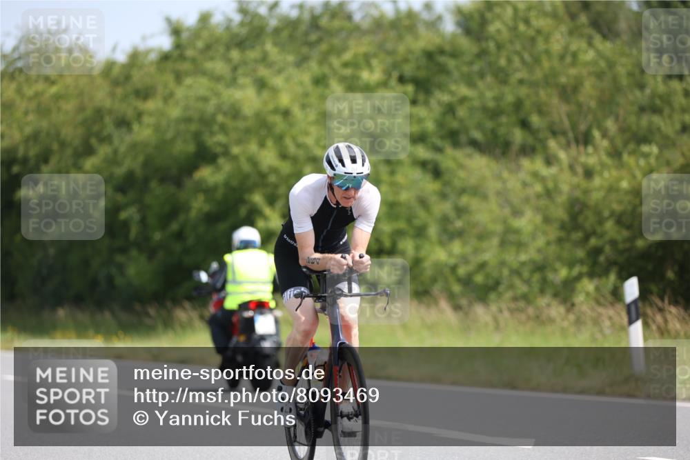 22.06.2025 - Viking Triathlon Yannick Fuchs http://msf.ph/oto/8093469 22.06.2025 11:18:17 Radfahren 63, 147, 206, 264, 543, 612 meine-sportfotos.de