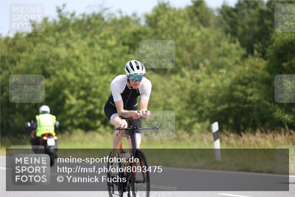 22.06.2025 - Viking Triathlon Yannick Fuchs http://msf.ph/oto/8093475 22.06.2025 11:18:18 Radfahren 63, 147, 206, 264, 543, 612 meine-sportfotos.de
