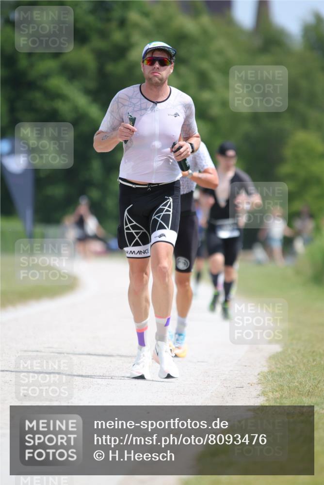 22.06.2025 - Viking Triathlon H.Heesch http://msf.ph/oto/8093476 22.06.2025 13:03:39 Laufen 30, 510 meine-sportfotos.de