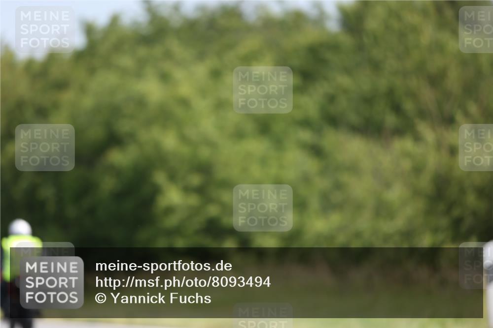 22.06.2025 - Viking Triathlon Yannick Fuchs http://msf.ph/oto/8093494 22.06.2025 11:18:18 Radfahren 63, 147, 206, 264, 543, 612 meine-sportfotos.de