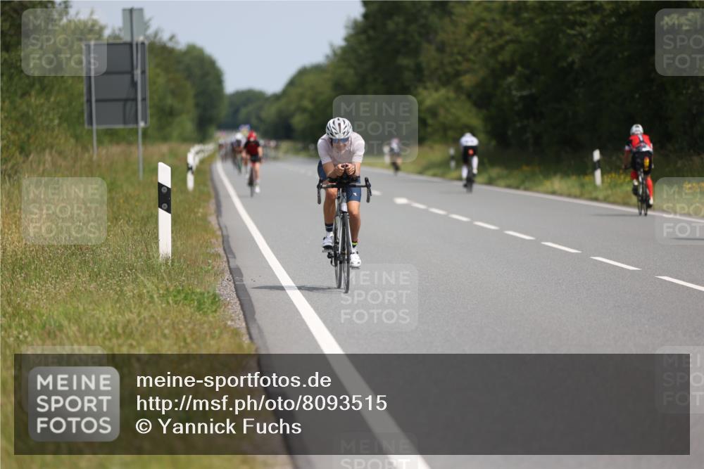 22.06.2025 - Viking Triathlon Yannick Fuchs http://msf.ph/oto/8093515 22.06.2025 11:55:56 Radfahren 184, 217, 245, 318, 352, 459, 625 meine-sportfotos.de