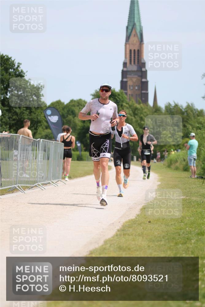 22.06.2025 - Viking Triathlon H.Heesch http://msf.ph/oto/8093521 22.06.2025 13:03:41 Laufen 30, 464, 508, 510 meine-sportfotos.de