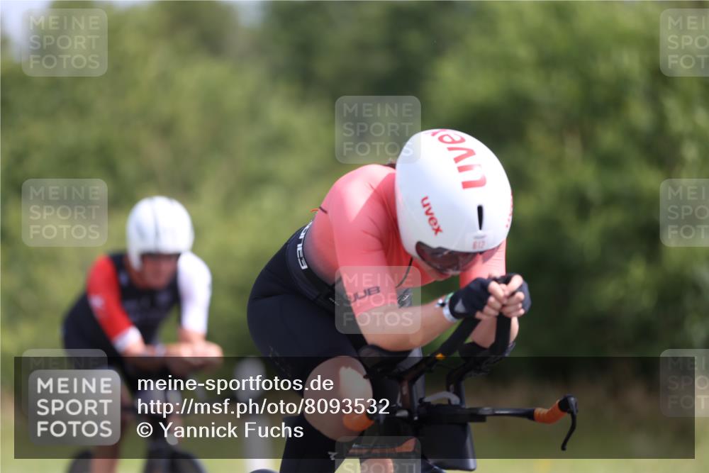 22.06.2025 - Viking Triathlon Yannick Fuchs http://msf.ph/oto/8093532 22.06.2025 11:18:20 Radfahren 63, 147, 264, 543, 612 meine-sportfotos.de