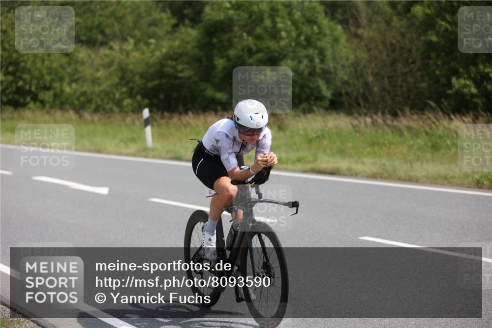 22.06.2025 - Viking Triathlon Yannick Fuchs http://msf.ph/oto/8093590 22.06.2025 11:18:46 Radfahren 175, 200, 438, 602 meine-sportfotos.de