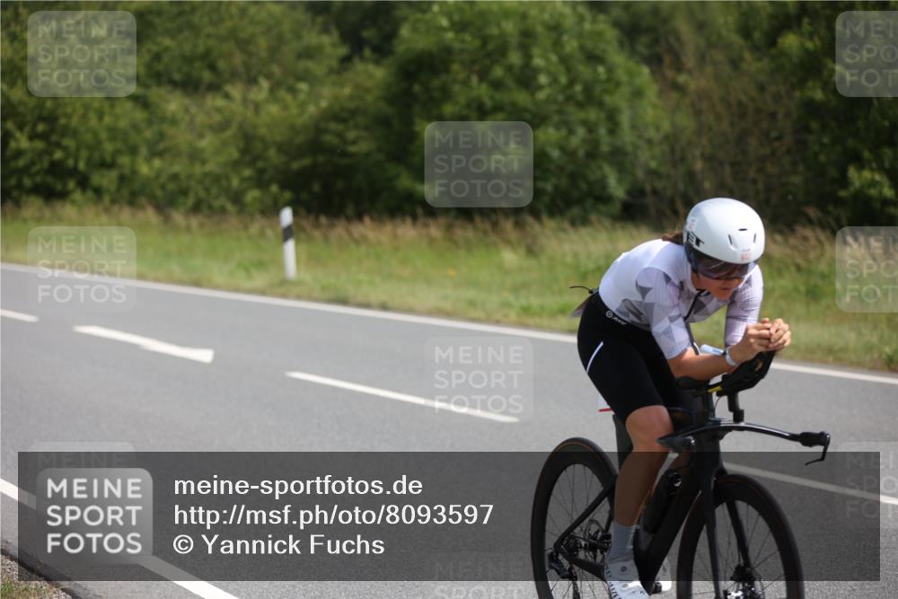 22.06.2025 - Viking Triathlon Yannick Fuchs http://msf.ph/oto/8093597 22.06.2025 11:18:46 Radfahren 175, 200, 438, 602 meine-sportfotos.de