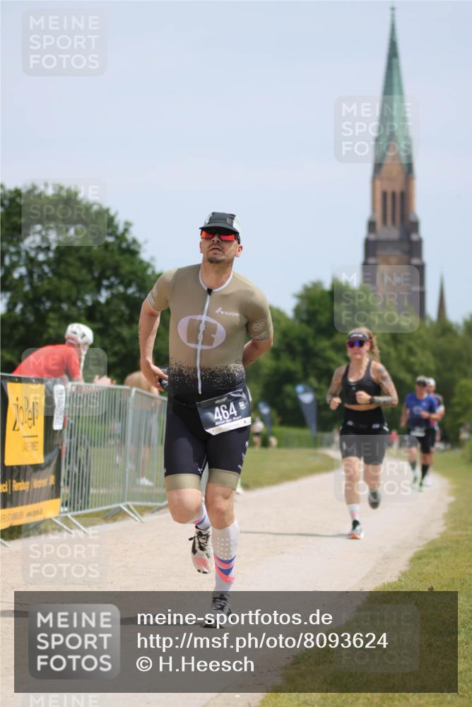 22.06.2025 - Viking Triathlon H.Heesch http://msf.ph/oto/8093624 22.06.2025 13:03:49 Laufen 30, 214, 464, 508, 602 meine-sportfotos.de