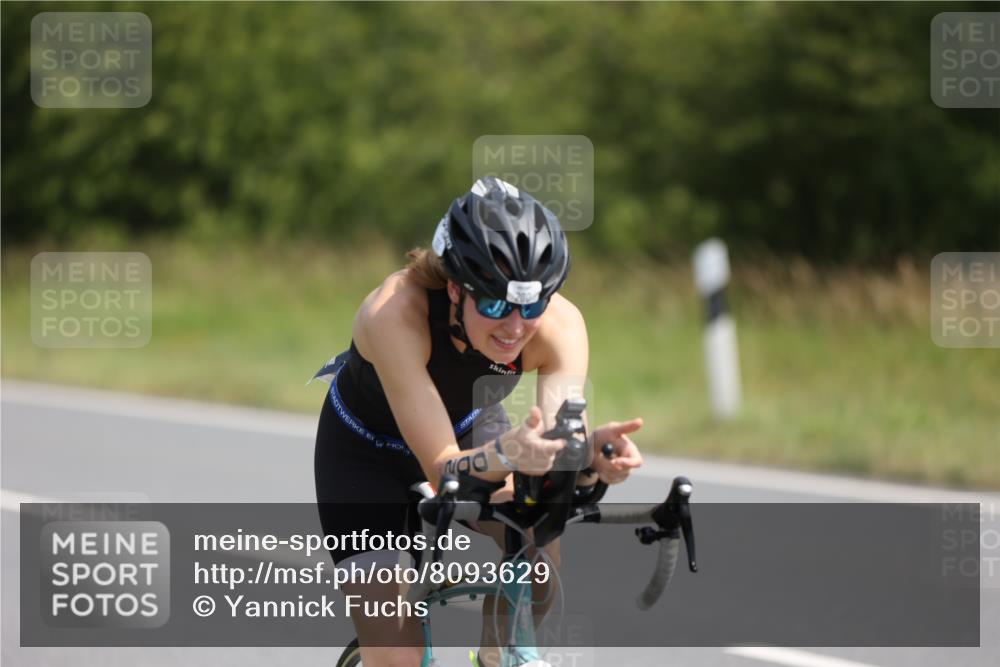 22.06.2025 - Viking Triathlon Yannick Fuchs http://msf.ph/oto/8093629 22.06.2025 11:18:47 Radfahren 200, 438, 602 meine-sportfotos.de