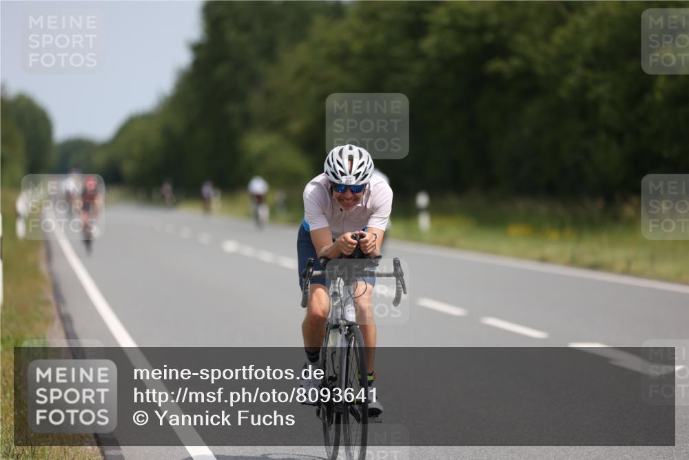22.06.2025 - Viking Triathlon Yannick Fuchs http://msf.ph/oto/8093641 22.06.2025 11:55:58 Radfahren 217, 245, 318, 352, 459, 499, 625 meine-sportfotos.de