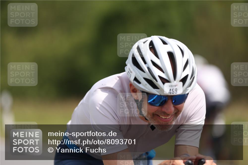 22.06.2025 - Viking Triathlon Yannick Fuchs http://msf.ph/oto/8093701 22.06.2025 11:56:00 Radfahren 217, 245, 318, 459, 499, 555, 625 meine-sportfotos.de