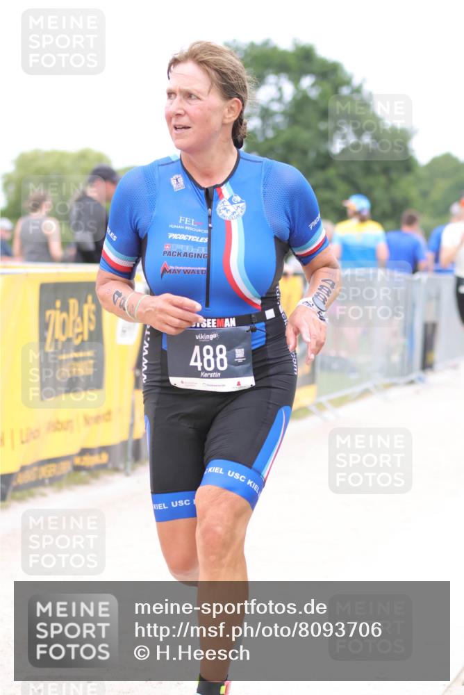 22.06.2025 - Viking Triathlon H.Heesch http://msf.ph/oto/8093706 22.06.2025 15:19:02 Laufen 155, 183, 488, 494 meine-sportfotos.de