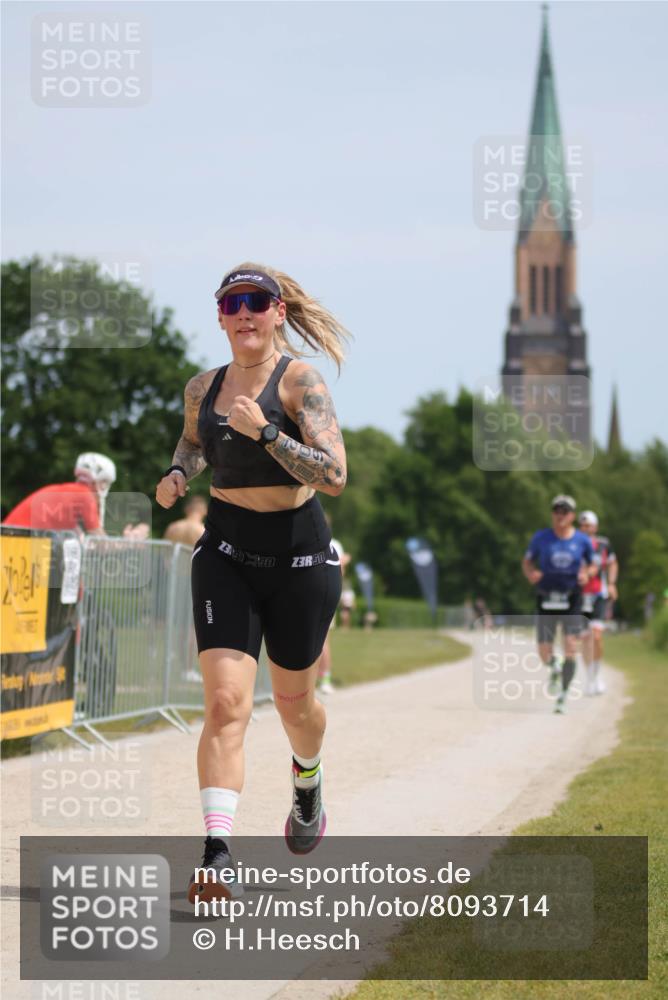 22.06.2025 - Viking Triathlon H.Heesch http://msf.ph/oto/8093714 22.06.2025 13:03:51 Laufen 214, 464, 508, 602 meine-sportfotos.de