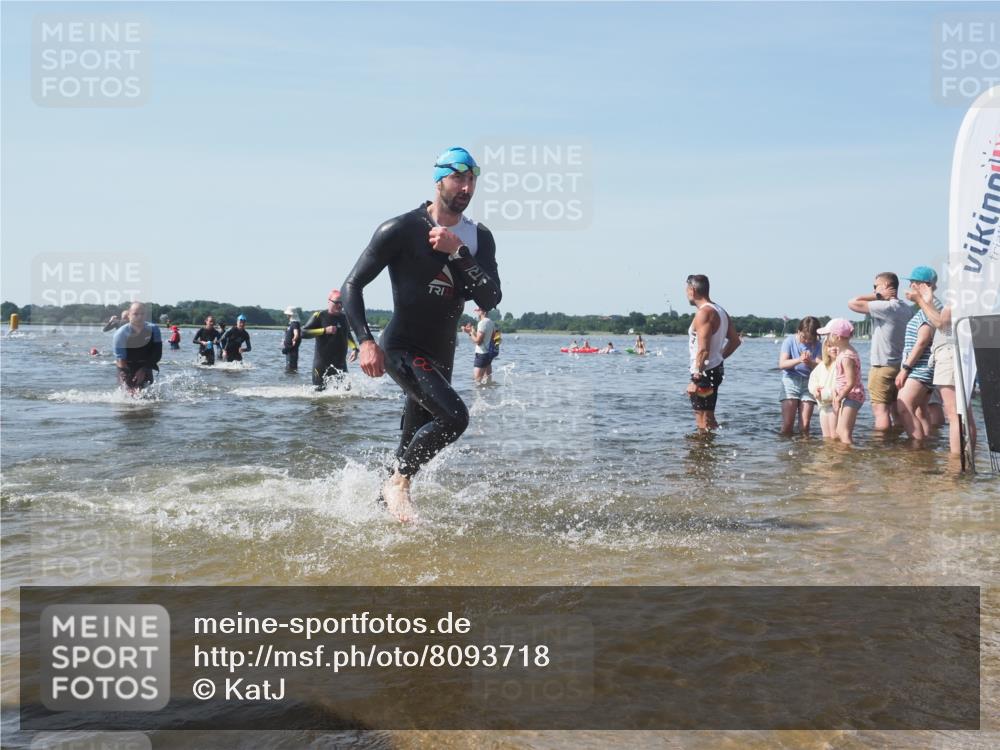 22.06.2025 - Viking Triathlon KatJ http://msf.ph/oto/8093718 22.06.2025 10:29:17 Schwimmen 7, 11, 30, 33, 243, 458, 612, 652 meine-sportfotos.de